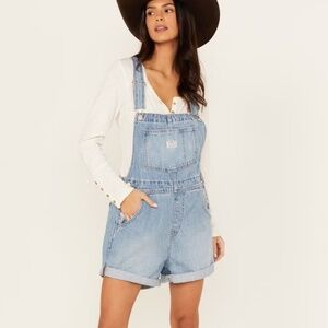 Levi’s Light Wash Vintage Shortalls